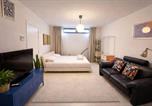 Location vacances Leuven - Modern Studio Brussels Laeken-1