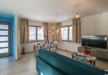 Location vacances Frisanco - Awesome Apartment In Villa Santina With Wifi-1
