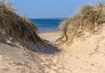 Location vacances Varberg - 4 Bedroom Beautiful Home In Heberg-2