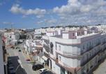 Location vacances  Cadix - Hostal La Conileña-4