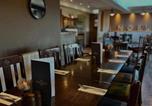 Location vacances Tondu - The Golden Mile Country Inn-3