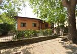 Location vacances Buti - Villa Elisa-1