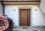 Location vacances Bracciano - Natuscia Trevignano - Francesconi Villa with Garden-3