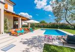 Location vacances Kanfanar - Villa Salambati-3