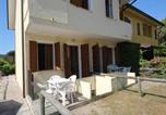 Location vacances  Province de Rovigo - Beach holiday home for four guests-1