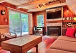 Location vacances Bromont - Chalet tout inclus avec Spa près du Mont Orford-1