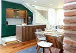 Location vacances  Faro  - Green & Gorgeous - 3 bedroom Getaway in the Heart-4