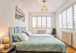 Location vacances Cabourg - Maison de ville avec 2 chambres et cuisine équipée au cœur de Cabourg, proche plage - 4 pers. - Fr-1-788-1-4