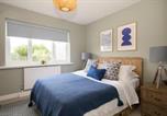 Location vacances Bosham - Bosham 3 Br Beach House with Garden & Playhouse-3