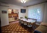 Location vacances drvenik - Apartment in Vinisce 7417-3
