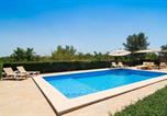 Location vacances Le château d'Alaro - Ceratonia-4