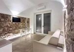 Location vacances Parghelia - Lovely Apartment In Tropea With Wifi-3