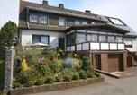 Location vacances Hallenberg - Ferienwohnung Hartmann Medebach-1