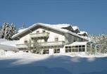 Location vacances  Gare de Straubing - Landgasthof zum Hirschenstein, Pension Garni-4