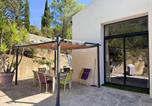 Location vacances Calvisson - Maison familiale spacieuse à Aubais 185 m² avec jardin-1