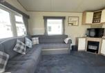 Location vacances Clacton-on-Sea - 214 Oaklands Area-2