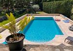 Location vacances Bagnols-en-Forêt - Stunning Home In Fayence With Wifi-1