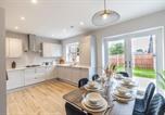 Location vacances La cathédrale Saint Michael de Coventry - 4 Bed House in Coventry City Centre, by Arp Homes, Driveway & Garage, Big Garden, Ideal for Contractors, Families and Long Stays-2