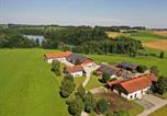 Location vacances  Gare de Rosenheim - Rinser See-Hof-1