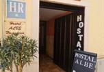 Location vacances  Palence - Hostal Albe-4