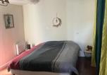 Location vacances Saintes - Appartement chaleureux au cœur de la ville-2
