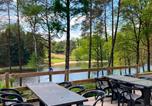 Camping Mauriac - Domaine du Lac de Soursac-1
