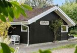 Location vacances Dronningmølle - Cozy Cottage Just 200 M From The Beach-3