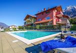 Location vacances  Province de Lecco - Case delle Rose-1
