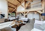 Location vacances Combloux - Chalet 6 ch. avec garage à Combloux FR-1-560-138-3