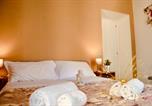 Location vacances Salerne - Historic Centre Studio-3