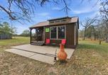 Location vacances College Station - Dancer - Reindeer Ranch at Round Top cabin-1