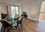 Location vacances Bracknell - Modern 2 bed with parking - Grand Exchange, Brackn-4