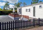 Location vacances Harlingen - Lovely Stacaravan In Tzummarum-1