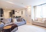 Location vacances Folkestone - The Harbour Loft | Sleeps 6 | Central Folkestone-3
