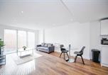 Location vacances Bracknell - Modern 1bed Apt with Parking - Grand Exchange Bracknell-1
