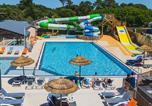 Camping avec Parc aquatique / toboggans Charente-Maritime - Camping Signol-1