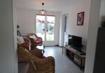 Location vacances Gouville-sur-Mer - Pretty cottage near sandy beach in the Cotentin-2