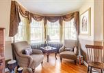 Location vacances High River - Charming Victorian Home in Okotoks Elegant Comfort Modern Convenience-2
