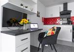 Location vacances Leicester - Studio Apartments by Lyter Living Desks & Wifi - Monthly Stays Available-4