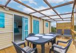 Location vacances Roquebrune-sur-Argens - Mobilhome au vert-1