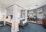 Hôtel Portage - Inn at the Park Bed and Breakfast-2