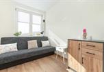 Location vacances Żukowo - Sloneczny Apartament z Pieknym Widokiem Balkon & Parking by Noclegi Renters-2