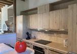 Location vacances  Allier - Gîte familial avec piscine partagée et jardin tranquille - Fr-1-489-557-3