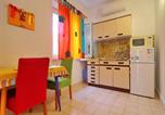 Location vacances Ston - Apartments More & Ja - One Bedroom Apartment with Terrace and Sea View 1 istok-4