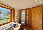 Location vacances Arosa - Ski Apartment with Fireplace & Mountain Views-3