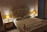 Location vacances  Musee du Village Bucarest - Studio Rendez-vous Alba Iulia-3