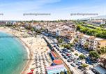 Location vacances Giardini-Naxos - Accogliente e moderno Bivani a 2 minuti a piedi dalla spiaggia-centro con parcheggio riservato-1