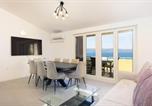 Location vacances Dugi Rat Općina - 3 Bedroom Pet Friendly Apartment In Dugi Rat-3
