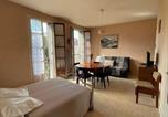 Location vacances Aix-les-Bains - Spacieux studio centre-ville, animaux acceptés - Fr-1-555-79-1
