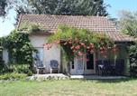 Location vacances  Saône-et-Loire - Gite Bellefleur le Petit Montperroux-1